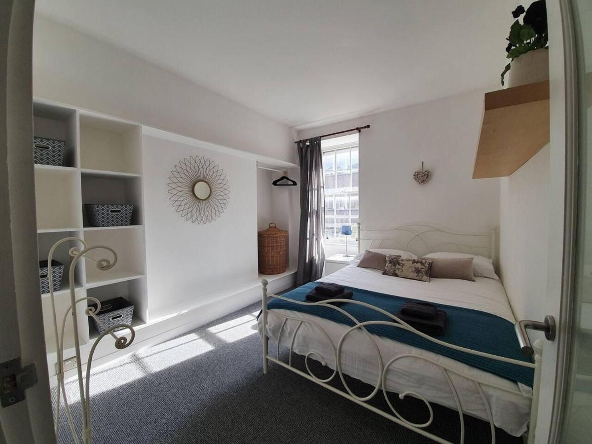 Lovely 2 Bedroom Flat In The Heart Of The City Edinburgh Exterior photo