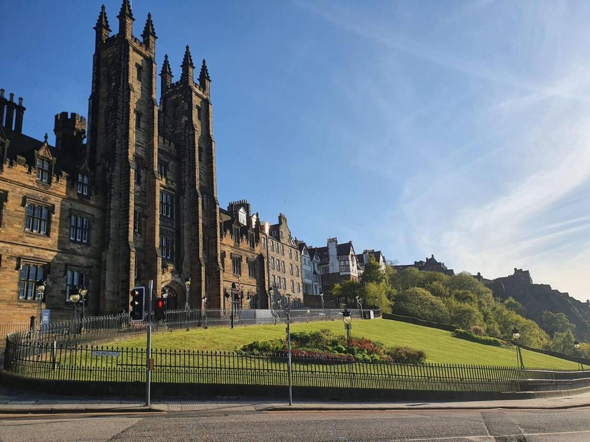 Lovely 2 Bedroom Flat In The Heart Of The City Edinburgh Exterior photo