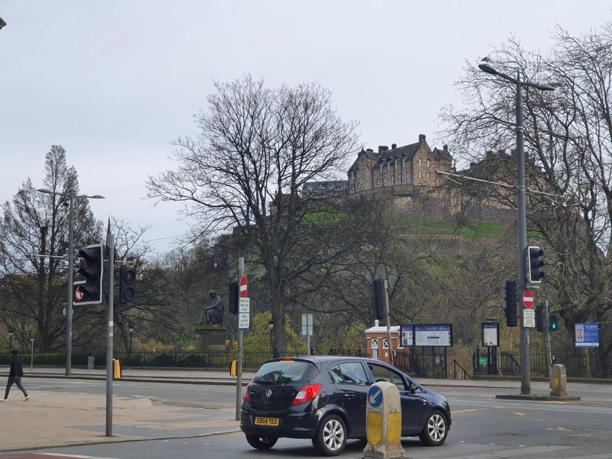 Lovely 2 Bedroom Flat In The Heart Of The City Edinburgh Exterior photo